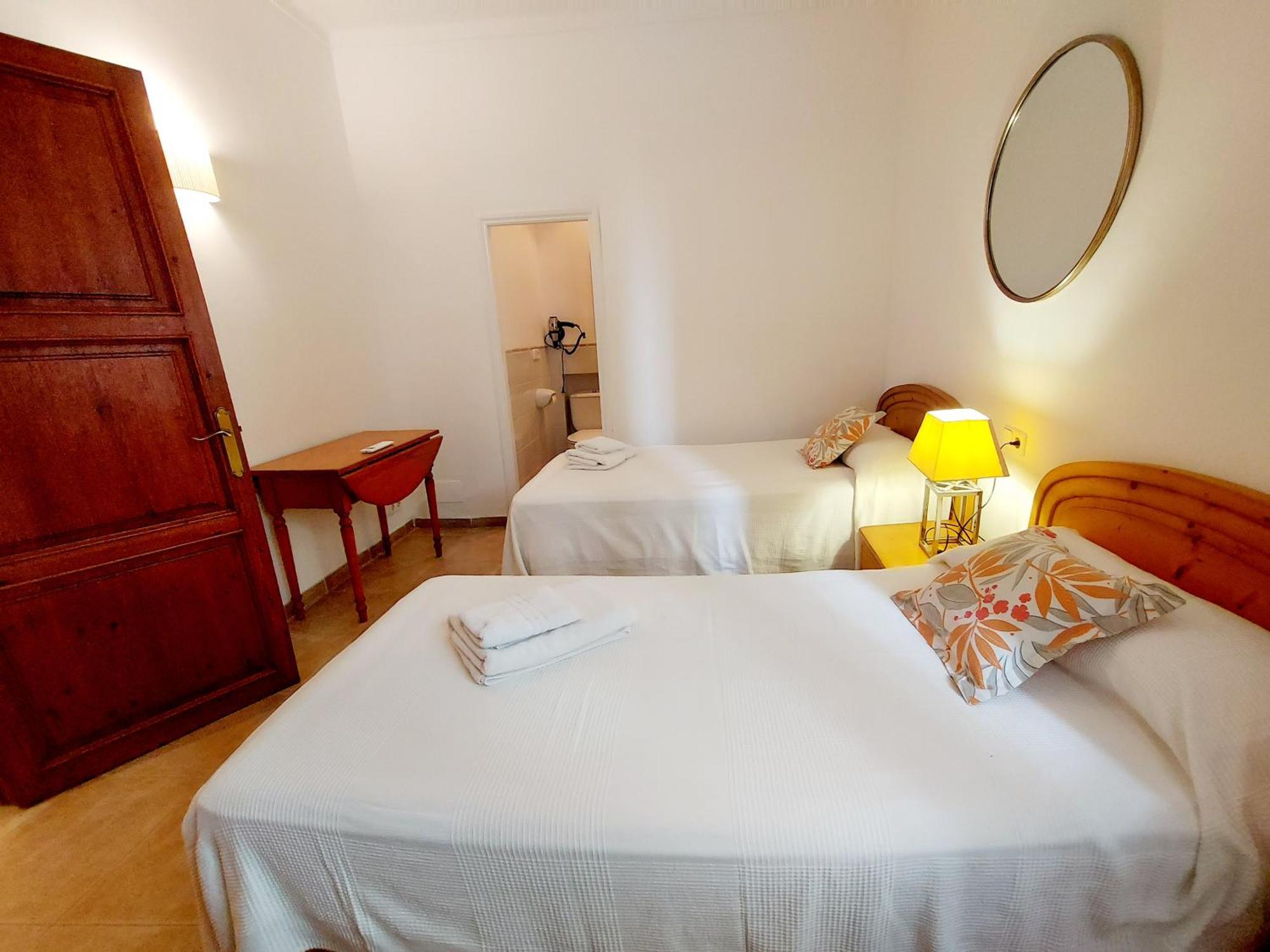 Casa Faro Spacious, Ground Floor On The Pine Walk, Covered Terrace With Sea Views. Wifi/air Con *