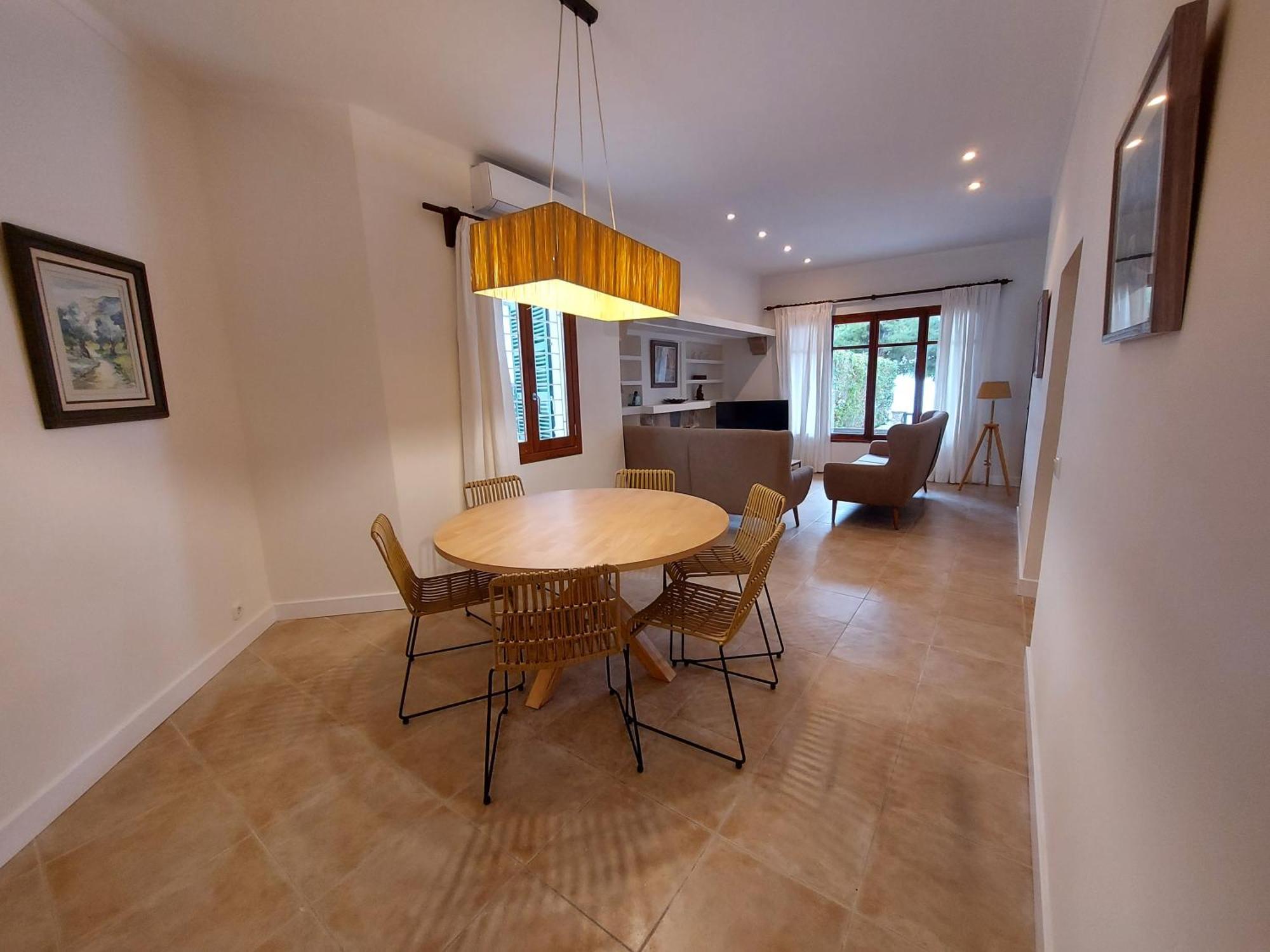 Apartment Casa Faro Spacious, Ground Floor On The Pine Walk, Covered Terrace With Sea Views. Wifi/air Con Pollença